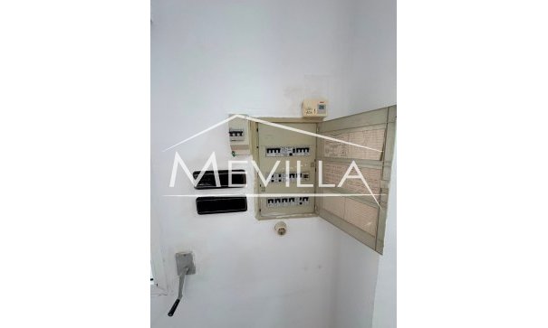 Resales - commercial - Torrevieja - La Mata