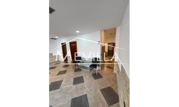 Resales - commercial - Torrevieja - La Mata
