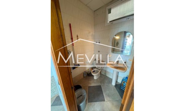 Resales - commercial - Torrevieja - La Mata