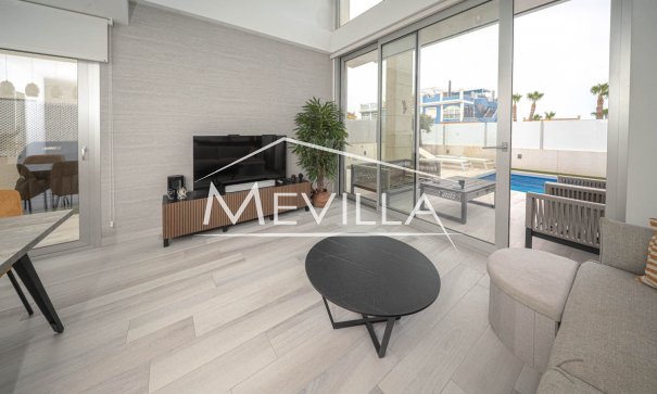 Verkäufe - Villa - Orihuela Costa - Lomas de Cabo Roig