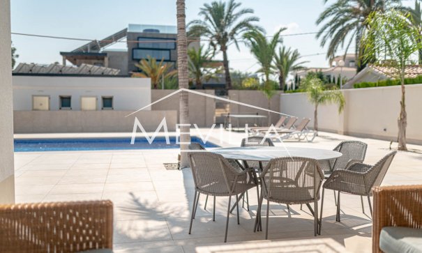 Resales - Villa - Orihuela Costa - Cabo Roig