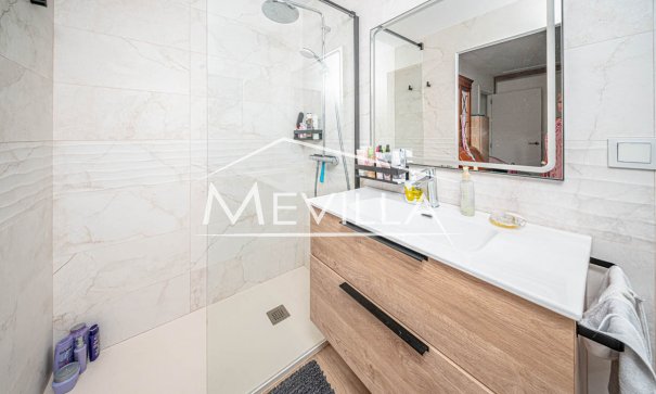 Resales - Villa - Orihuela Costa - La Zenia
