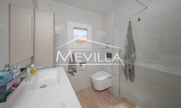 Resales - Villa - Orihuela Costa - La Zenia