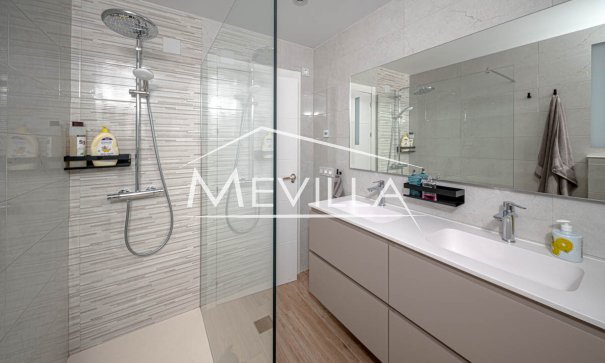 Resales - Villa - Orihuela Costa - La Zenia
