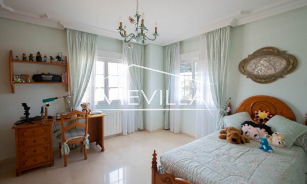 Reventas - Chalet / Villa - Torrevieja - Los Balcones