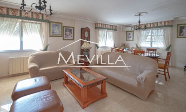 Reventas - Chalet / Villa - Torrevieja - Los Balcones