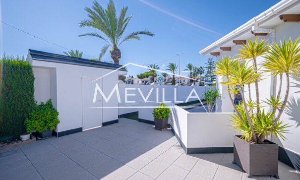 Reventas - Chalet / Villa - Orihuela Costa - Cabo Roig